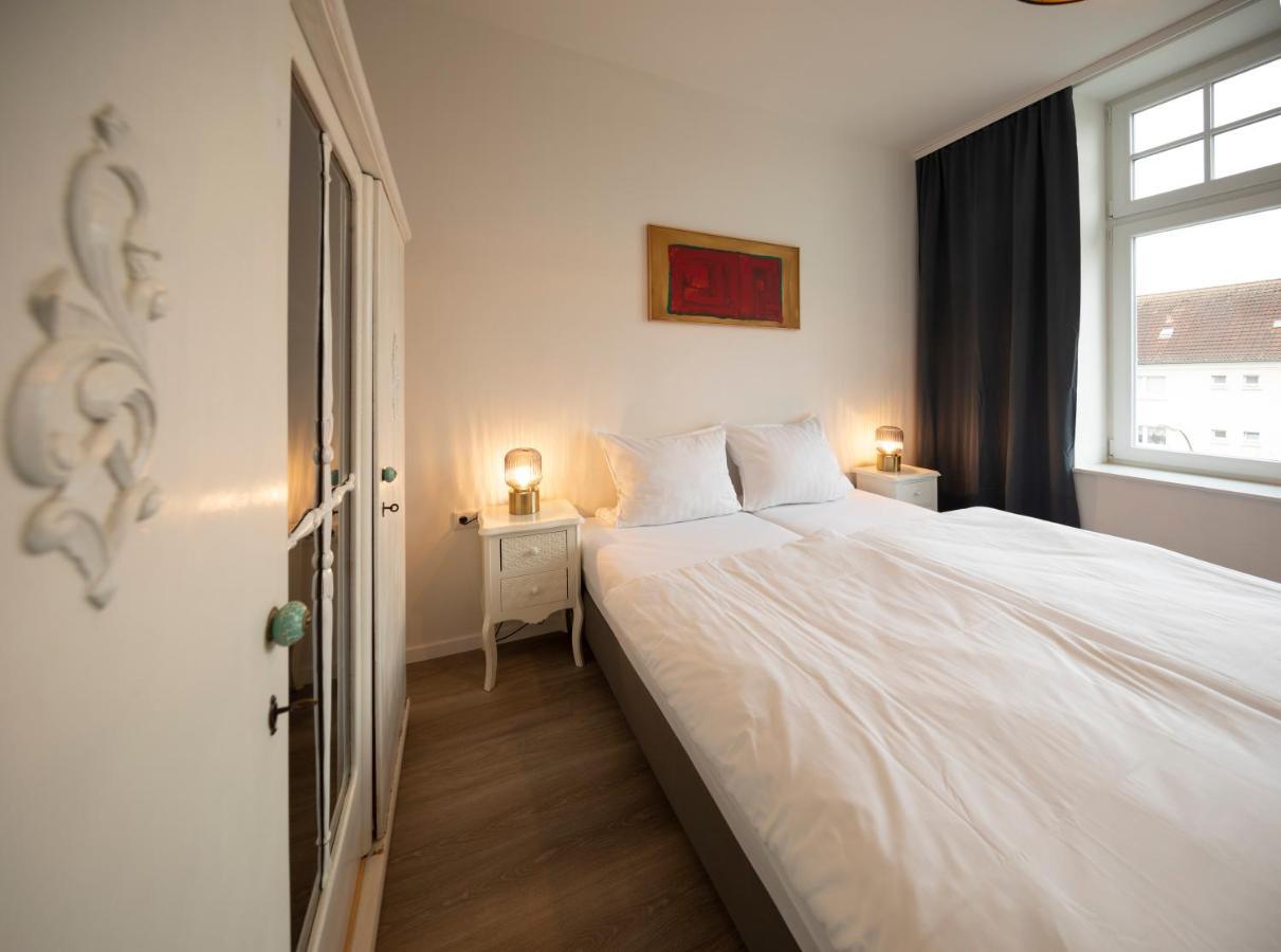 Jaybnb - Apartment Direkt Am Hafen Mit Terrasse Und Uhd Tv Dortmund Exterior photo